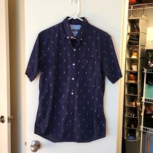 Short sleeve IZOD casual button down shirt